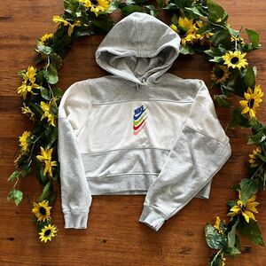 Nike Gray & White DNA Stacked Mutli Color Swoosh Cropped Hoodie SZ M